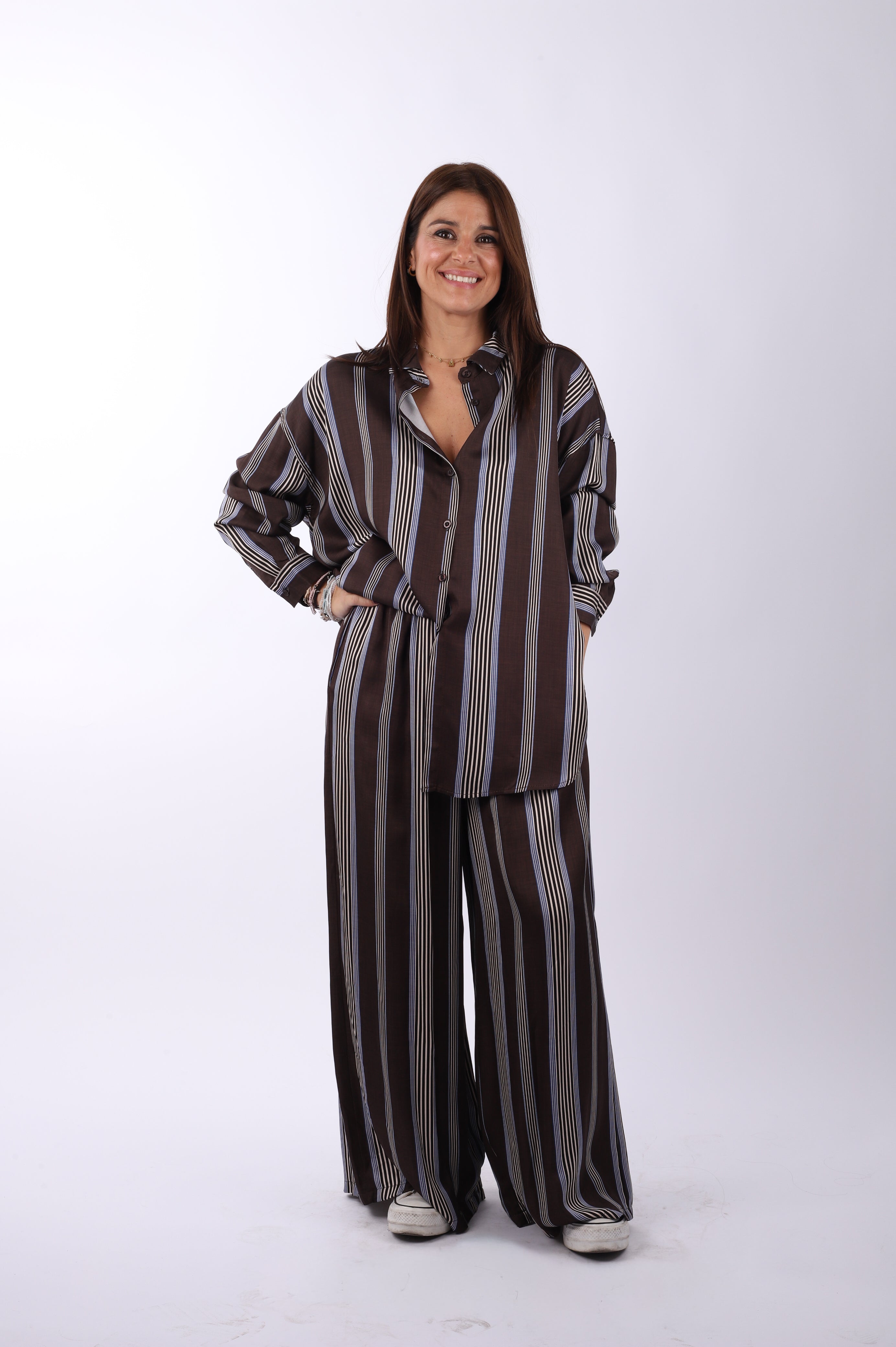 Conjunto pijamero rayas The one "Brown"