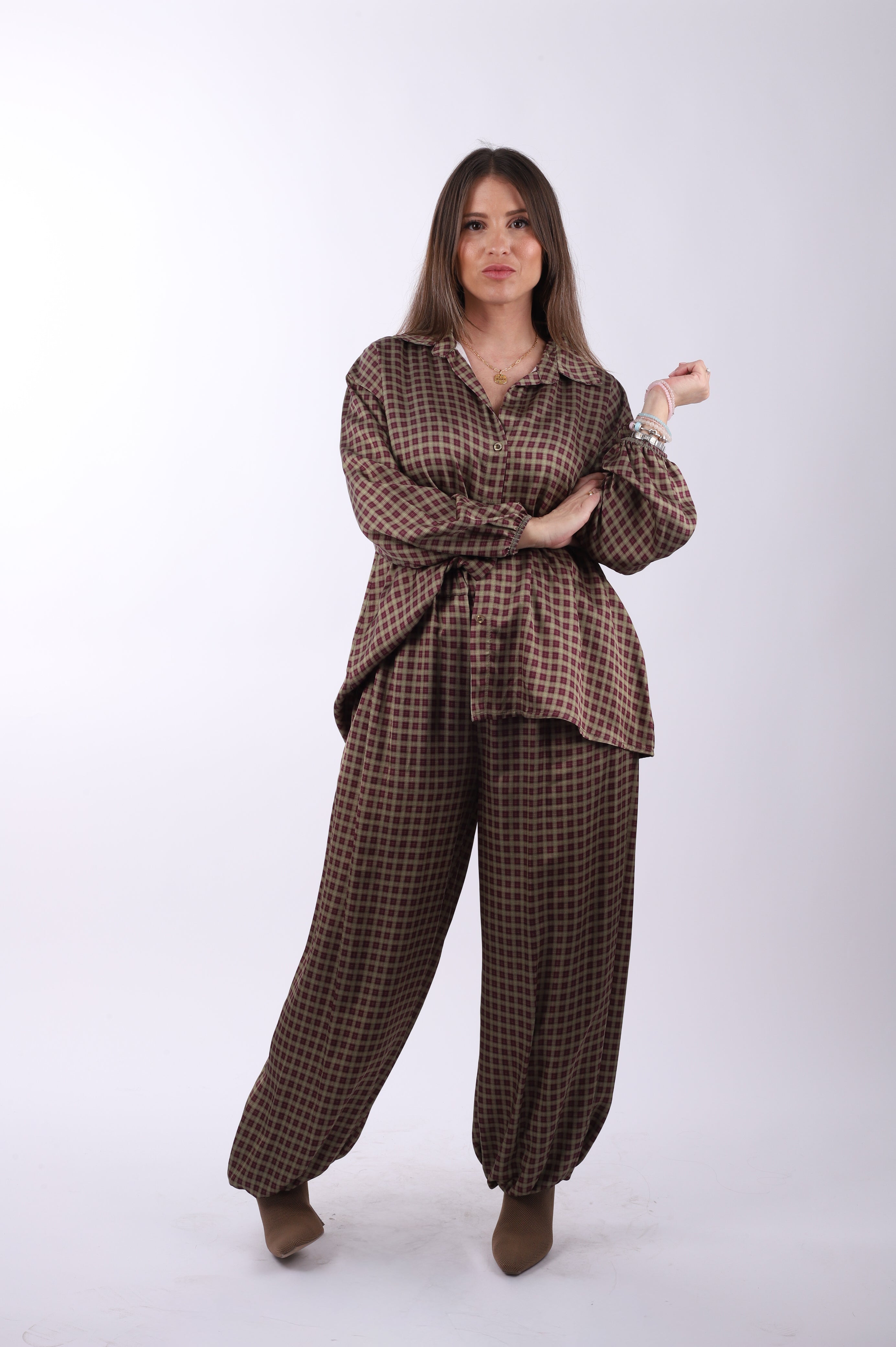 Conjunto pijamero cuadros "Now or Never"