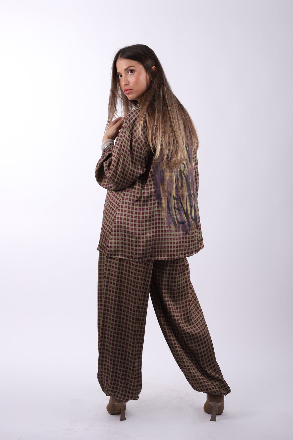 Conjunto pijamero cuadros "Now or Never"