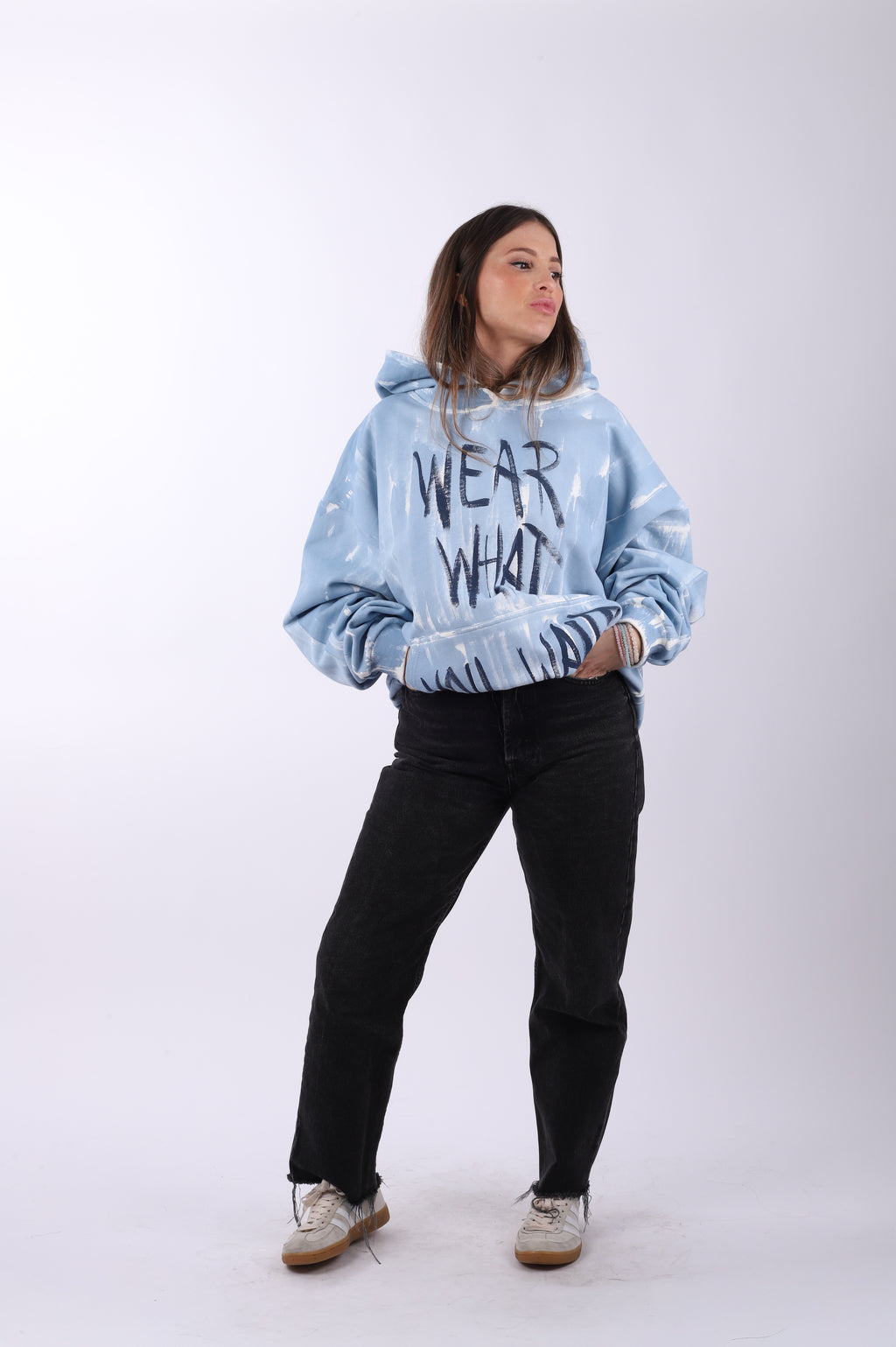 Sudadera capucha "Wear what u want"