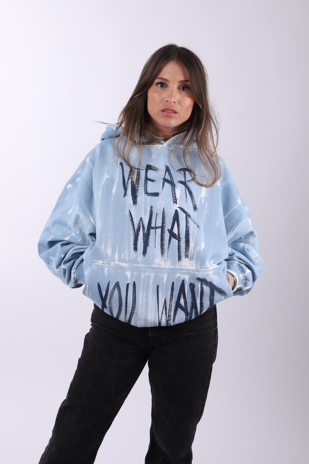 Sudadera capucha "Wear what u want"