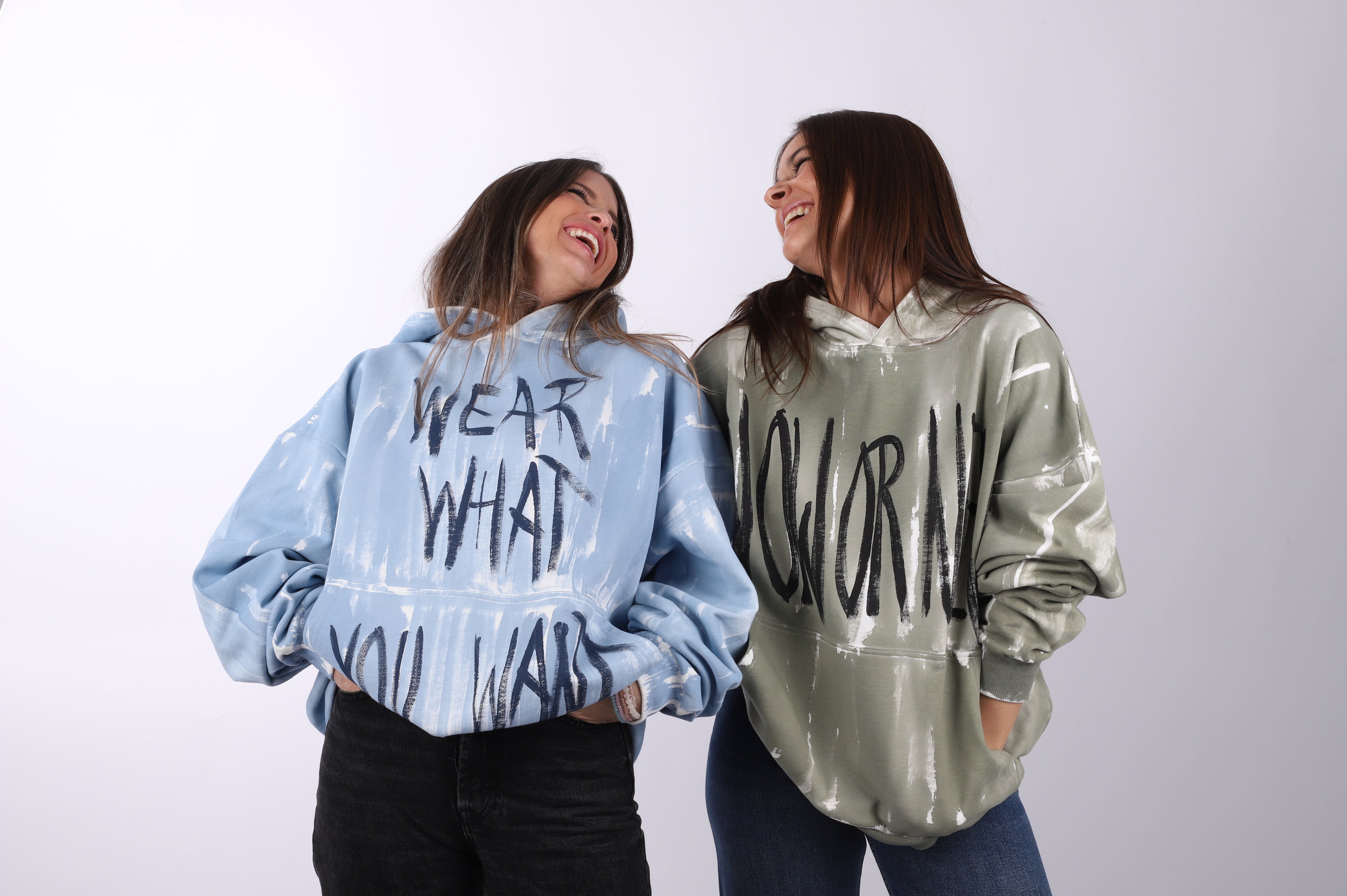 Sudadera capucha "Wear what u want"
