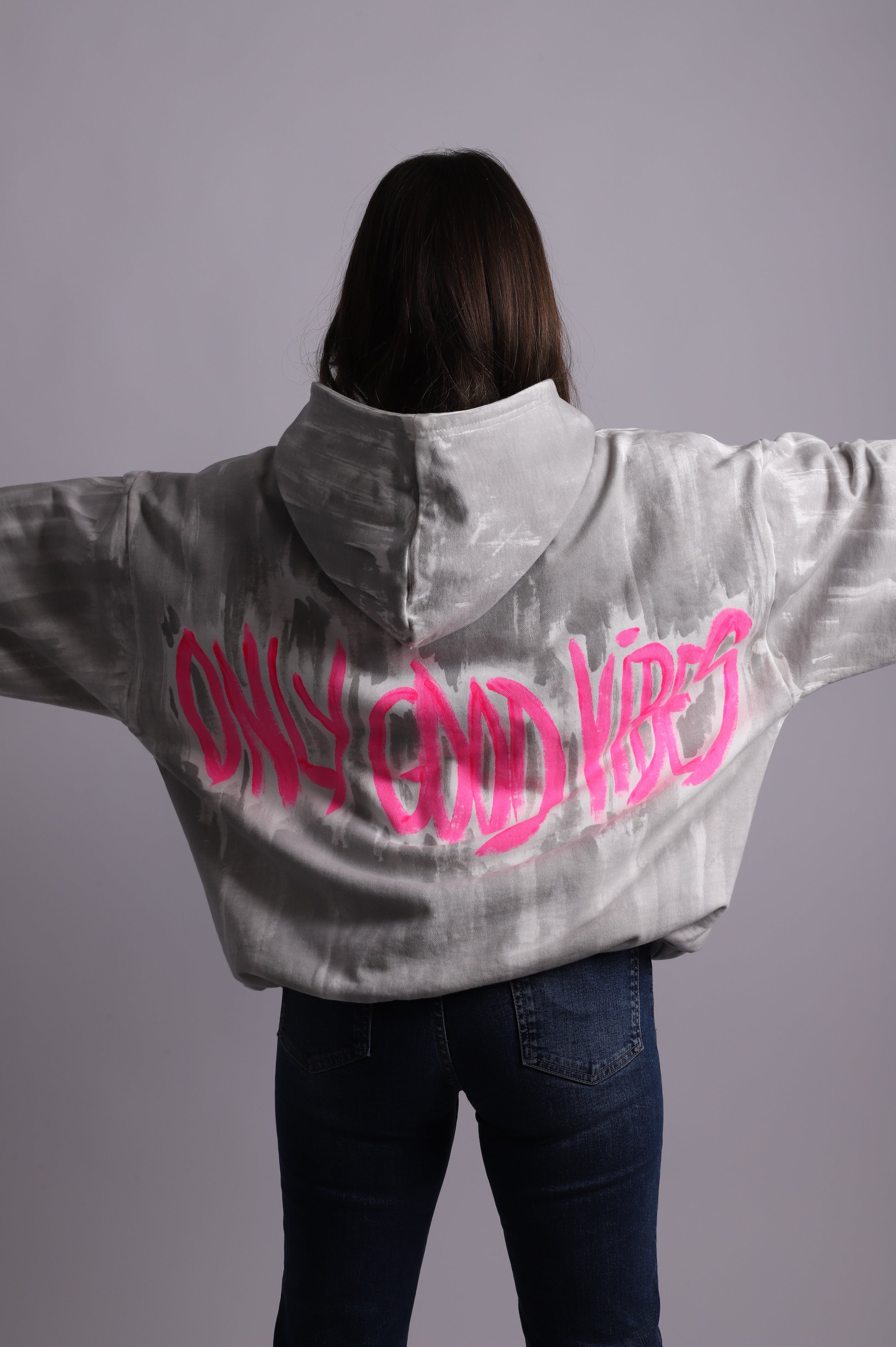 Sudadera capucha "Good Vibes"