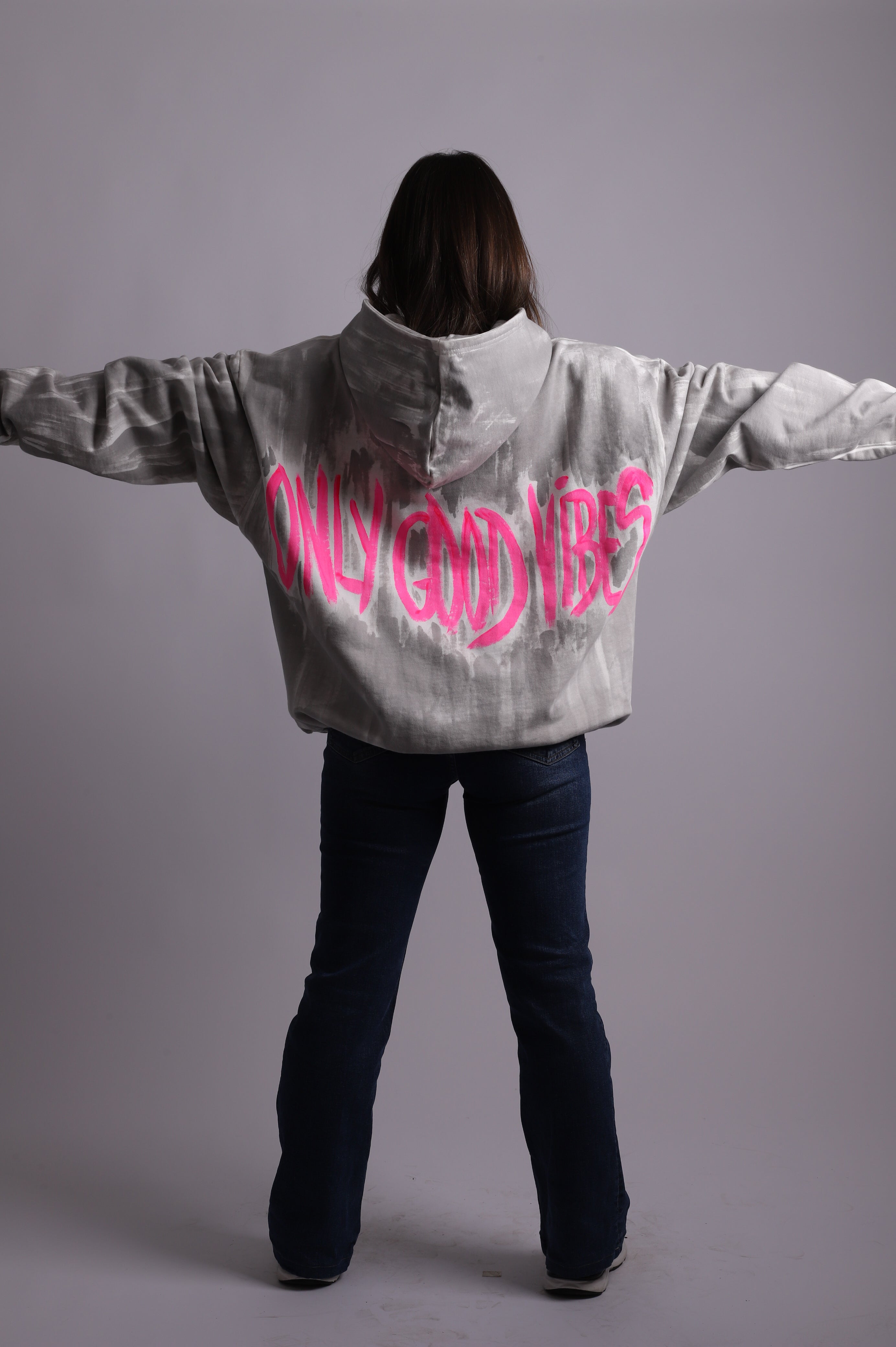 Sudadera capucha "Good Vibes"